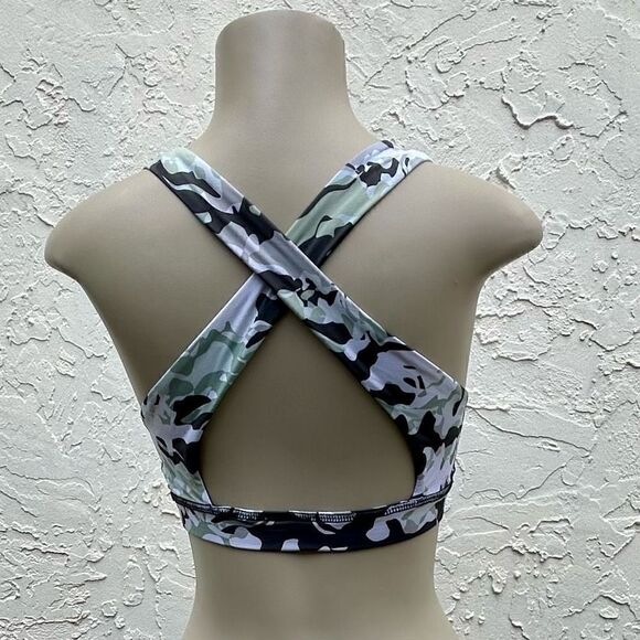 Bebe Women's Size Small Multicolored Camouflage Cross back Sports Bra EUC - Picture 5 of 9